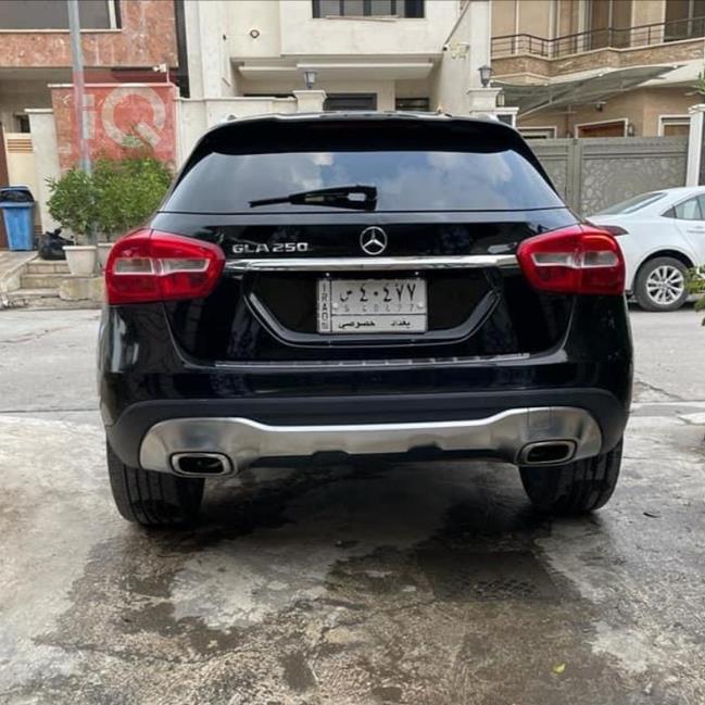 مێرسێدس بێنز GLA